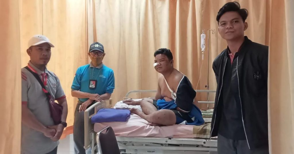 Babada Corp diwakili oleh CSR Babada menjenguk Fitrah HS Rotteam Beringin