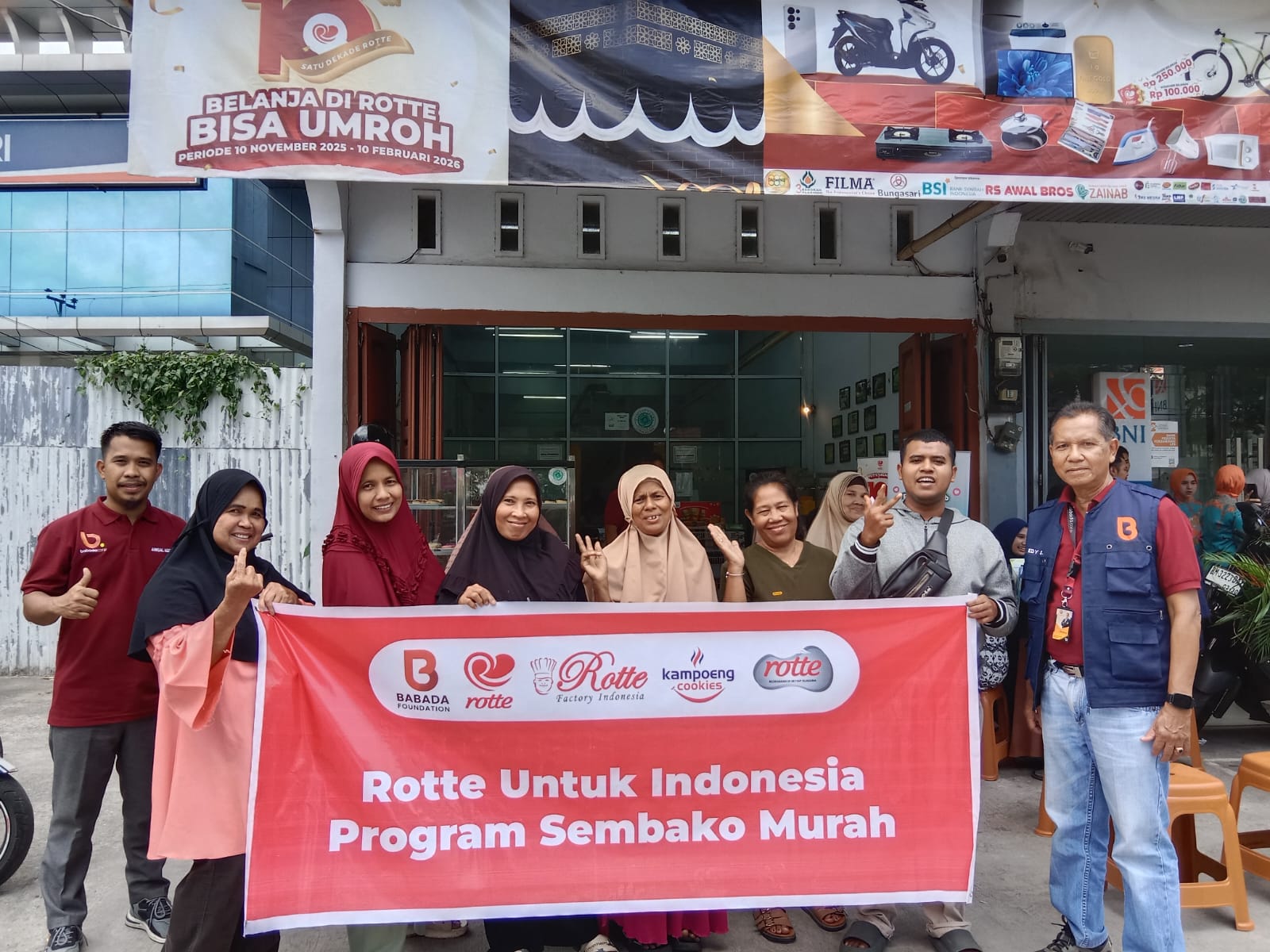 Babada Foundation Gelar Acara Sembako Murah dan Cek Kesehatan Gratis di Outlet Rotte Bakery Duri Sudirman